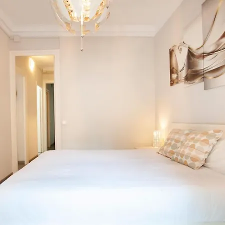 P2par1002 - Super Bright & New In The Center Appartement *